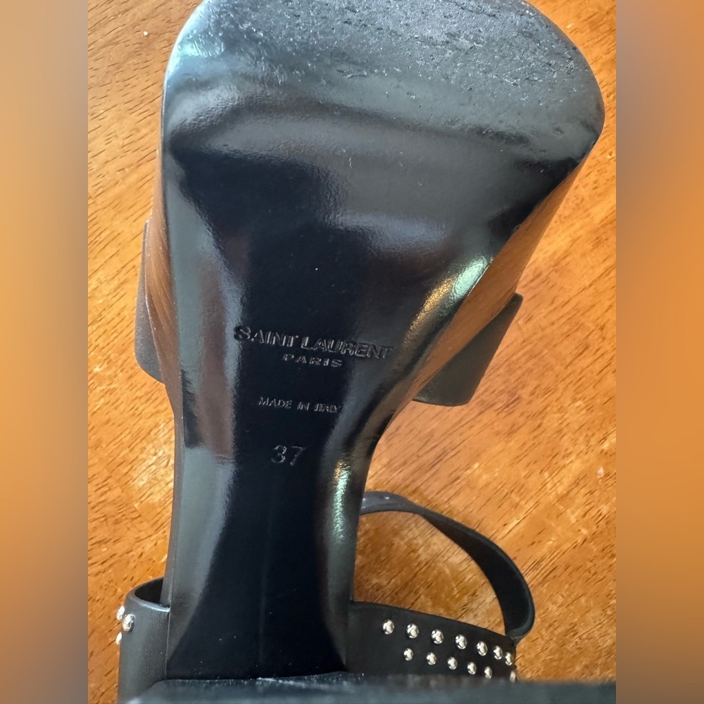 YSL FARRAH STUDDED CALFSKIN LEATHER PLATFORM SANDALS Size 37 - Picture 10 of 11